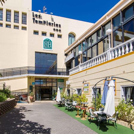 Hotel Los Templarios เฮเรส เด ลอส คาบาลเญรอส ภายนอก รูปภาพ