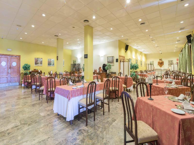 Hotel Los Templarios เฮเรส เด ลอส คาบาลเญรอส ภายนอก รูปภาพ
